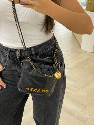 Chanel 22 Mini Black GHW (microchipped)