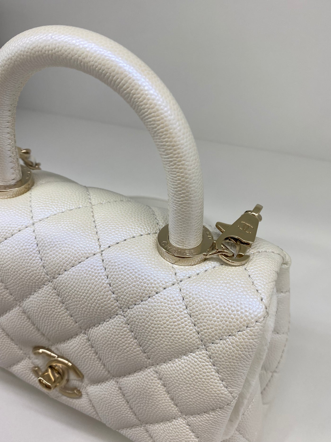 Chanel Coco Handle Extra Mini - White Iridescent