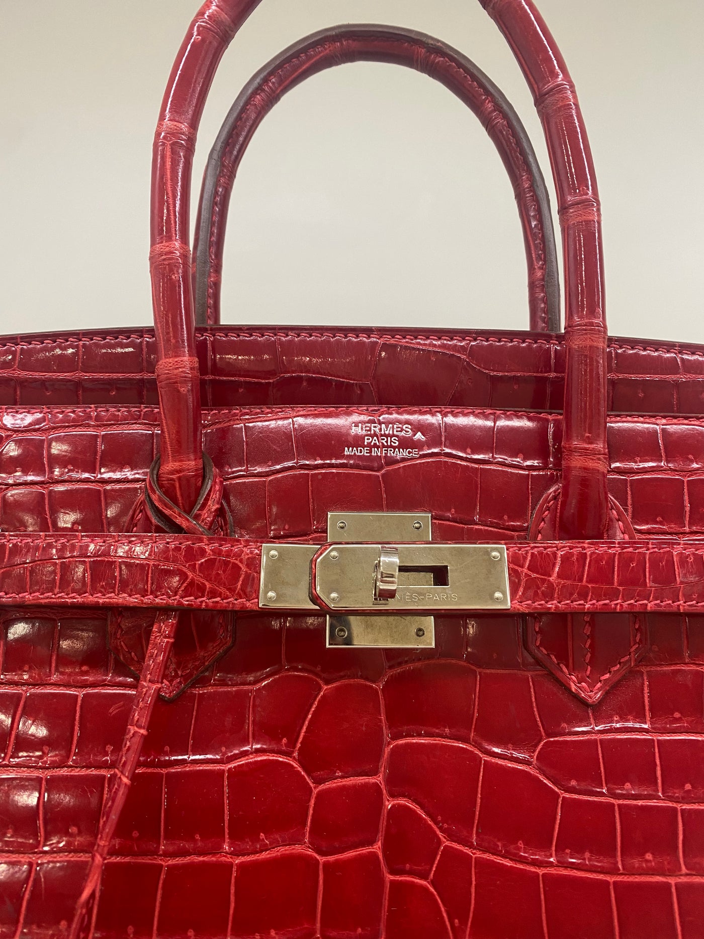 Hermes Birkin 35 - Red Alligator PHW 2011