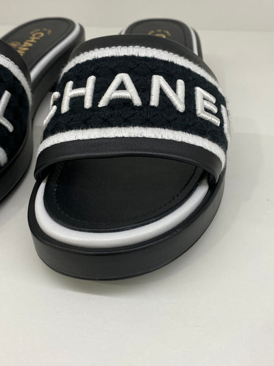 Chanel Black/White Mule - Size 40.5