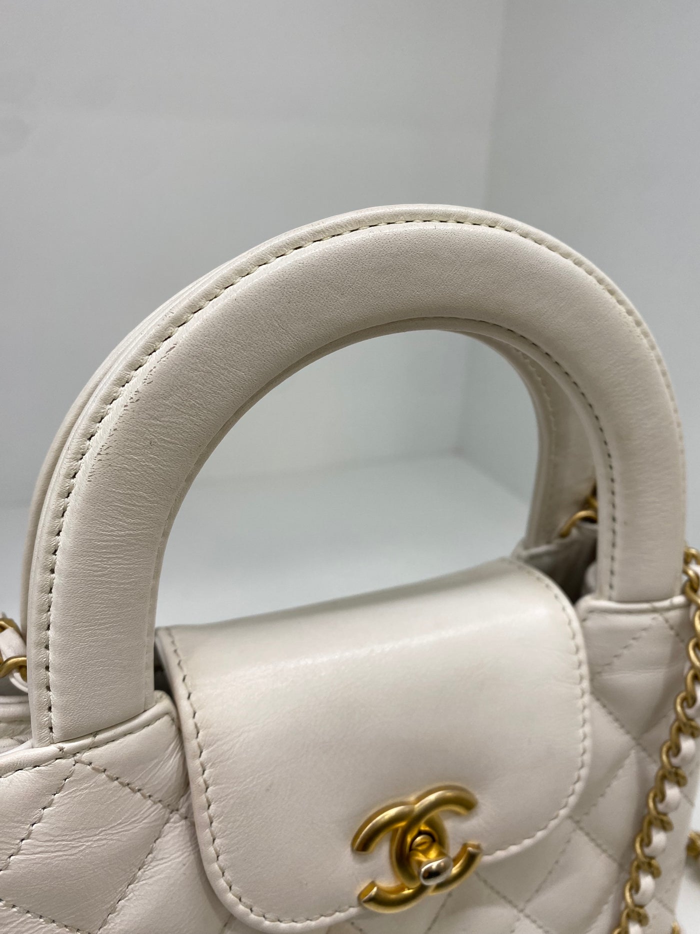 Chanel Kelly Cream GHW