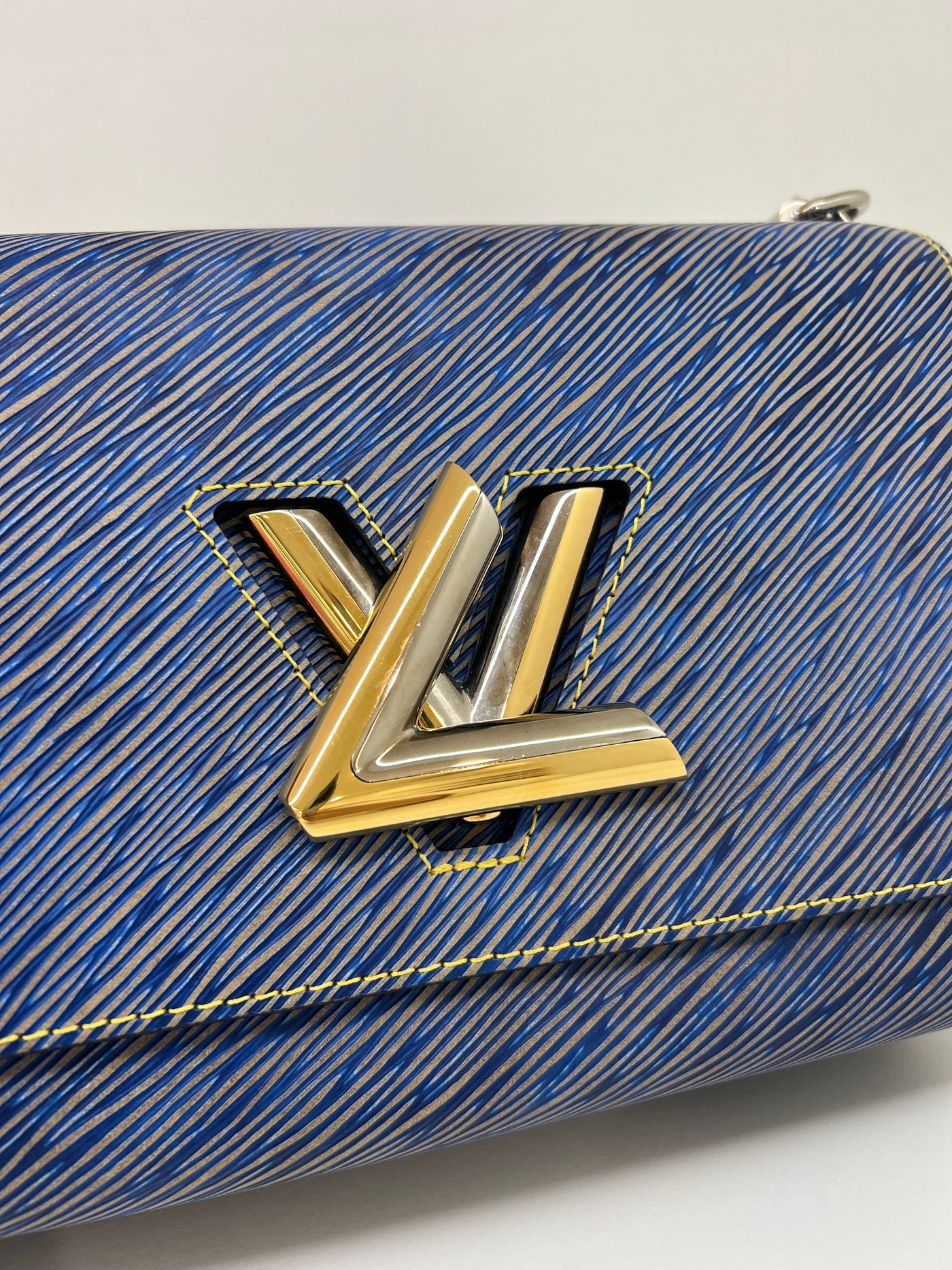 Louis Vuitton Twist MM Blue