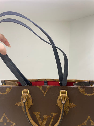 Louis Vuitton Onthego MM bag