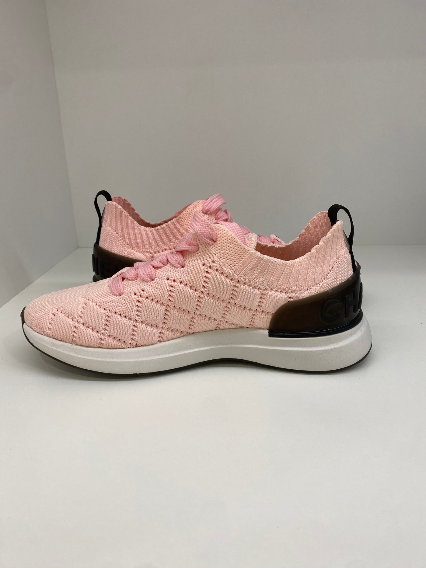 Chanel Sneakers Pink Size 36 1/2