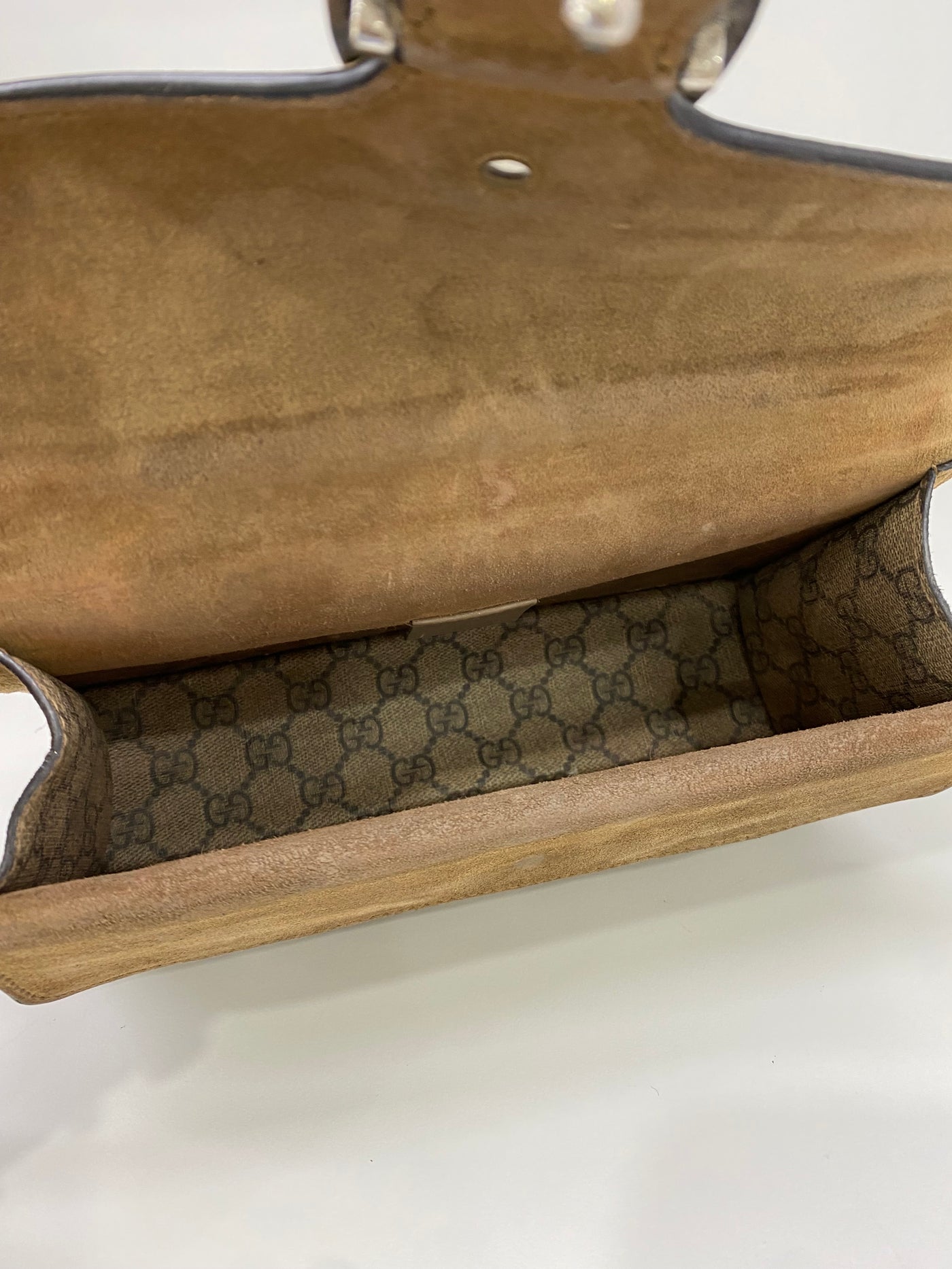 Gucci Dionysus Medium Shoulder Bag