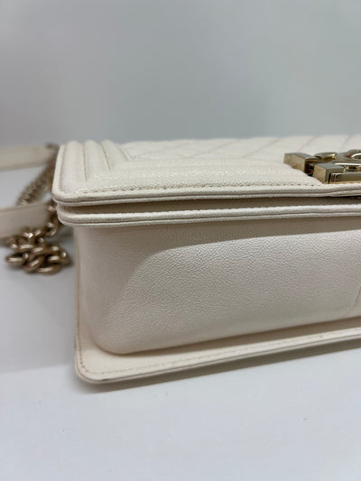 Chanel Boy Bag Medium White CGHW