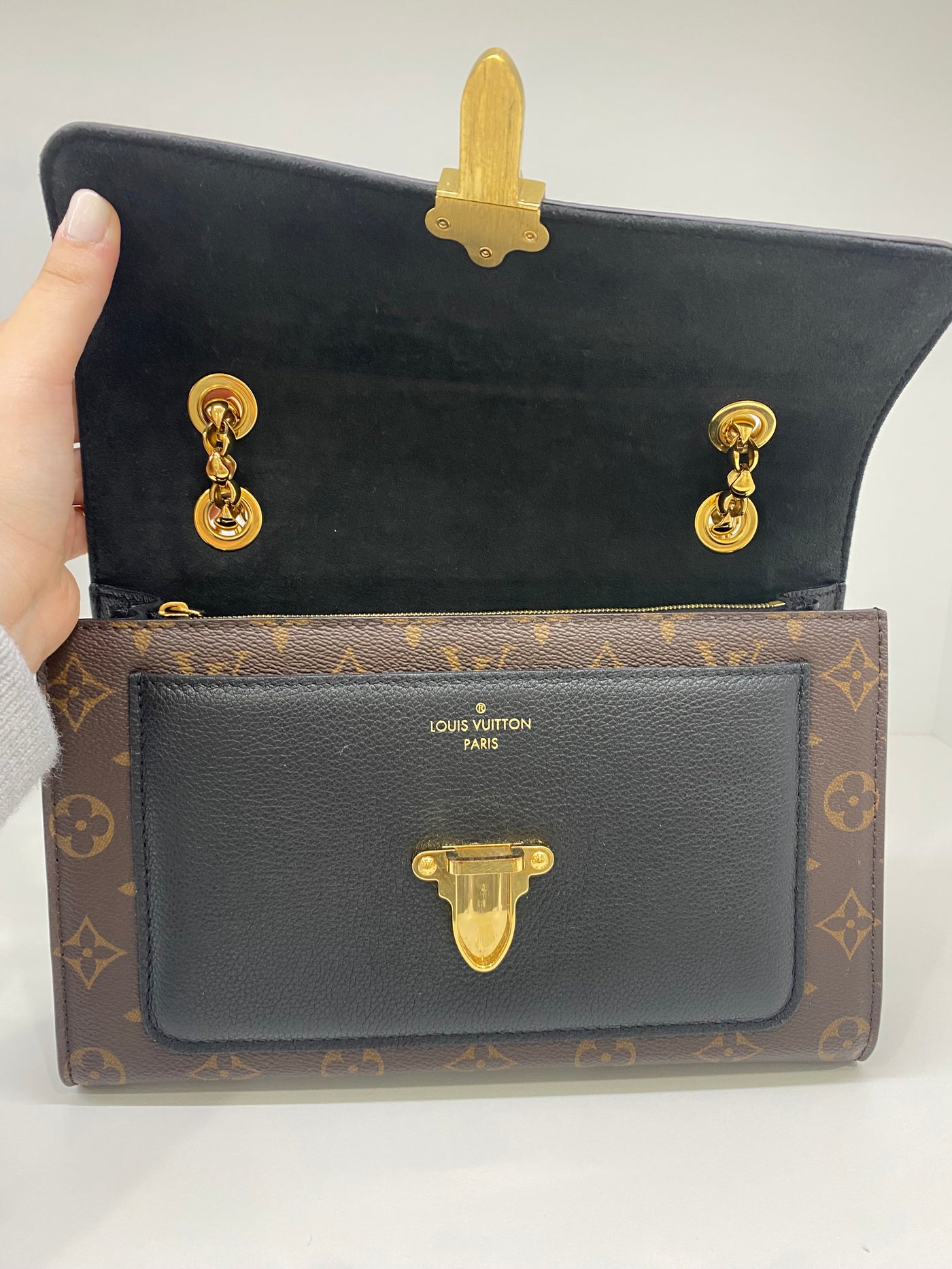 Louis Vuitton Victoire Monogram GHW