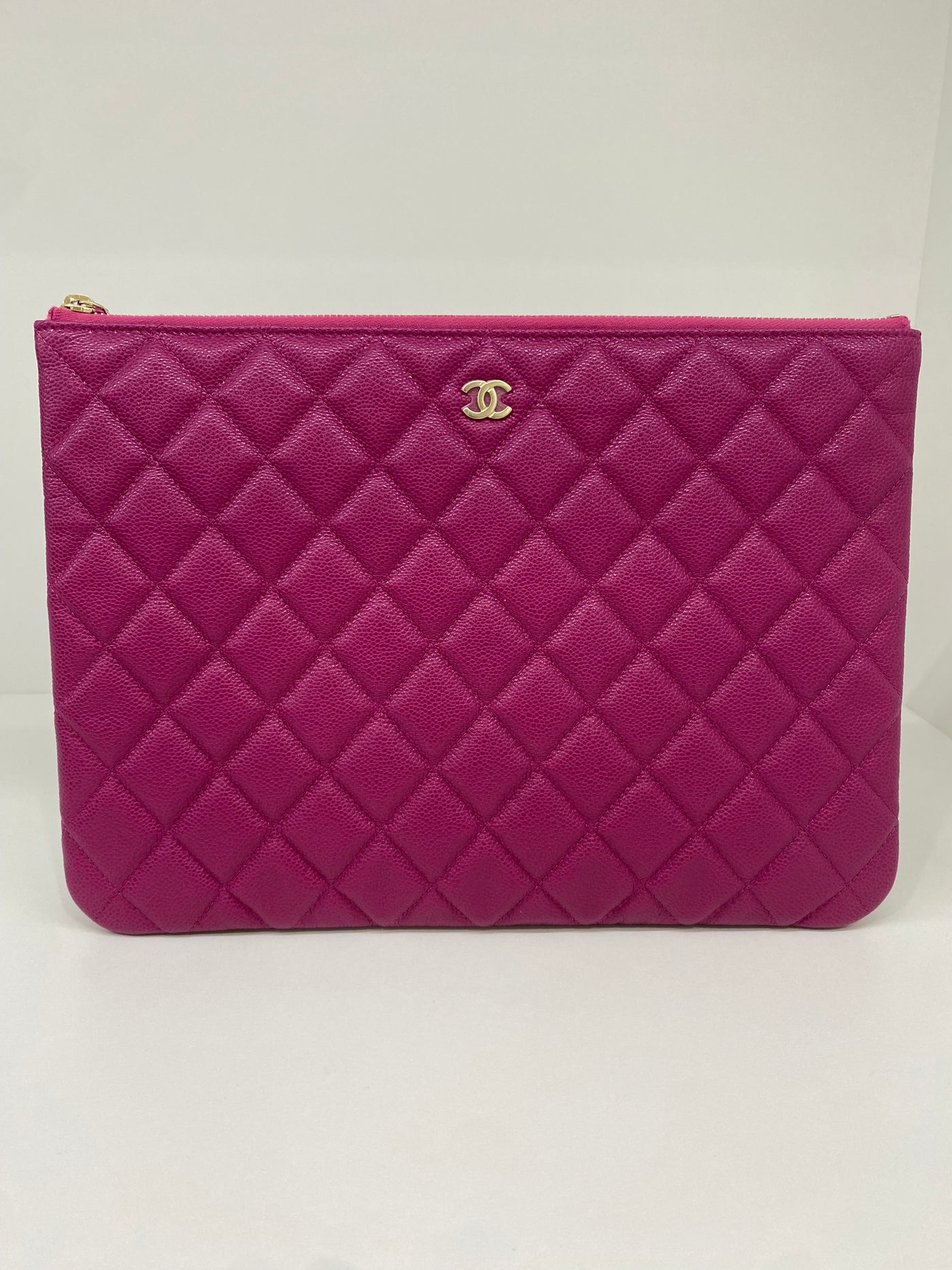 Chanel Pouch Fuchsia Caviar