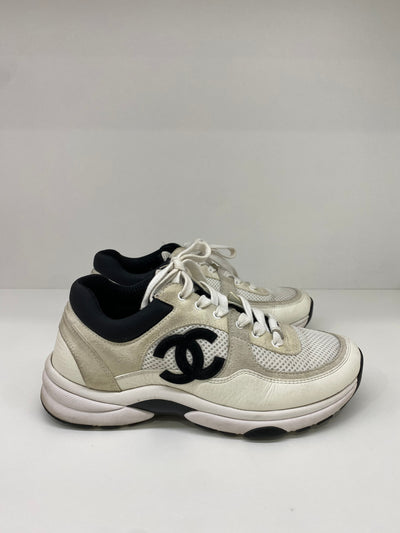Chanel Sneakers Black/White Size 38