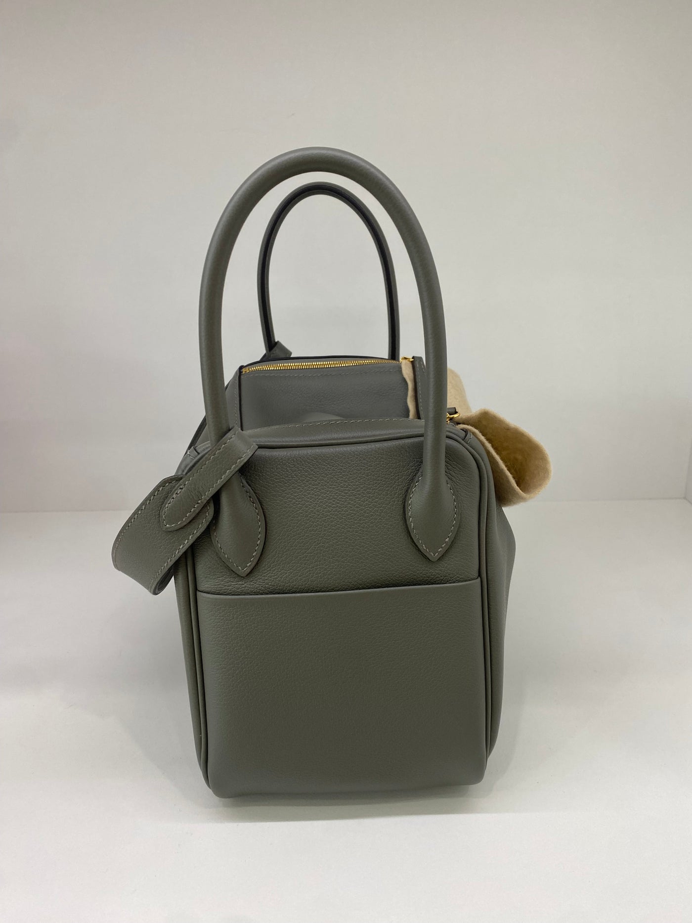 Hermes Lindy 26 Gris Meyer GHW