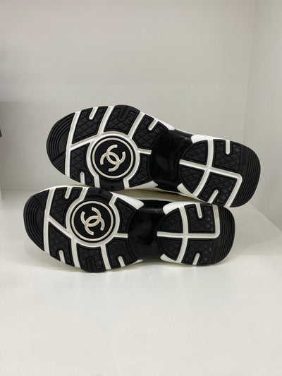 Chanel Sneaker Size 36