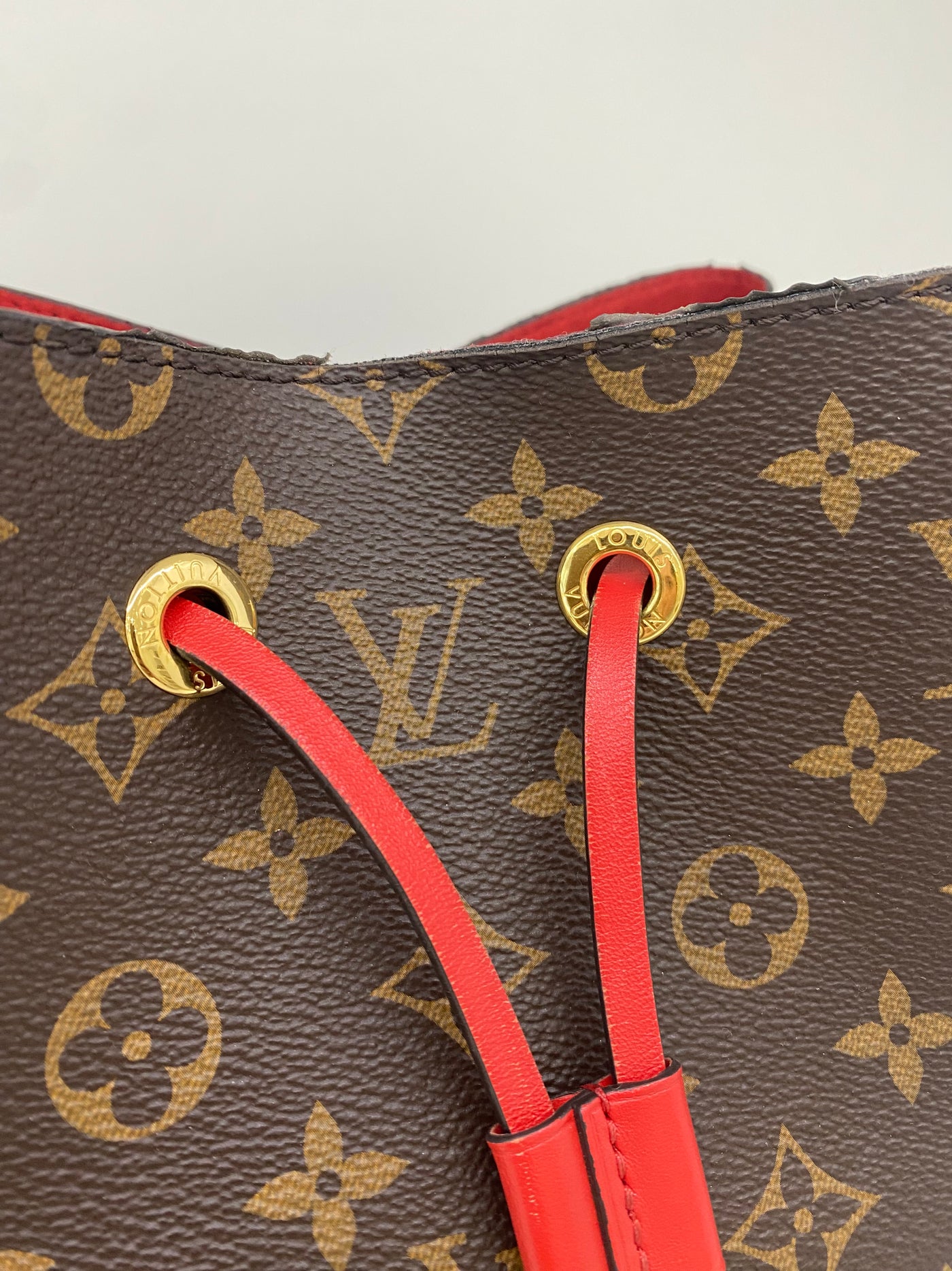 Louis Vuitton NeoNoe MM Red Interior