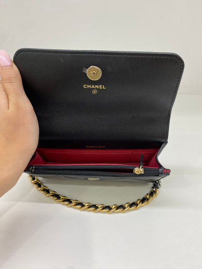 Chanel 19 Mini WOC Black