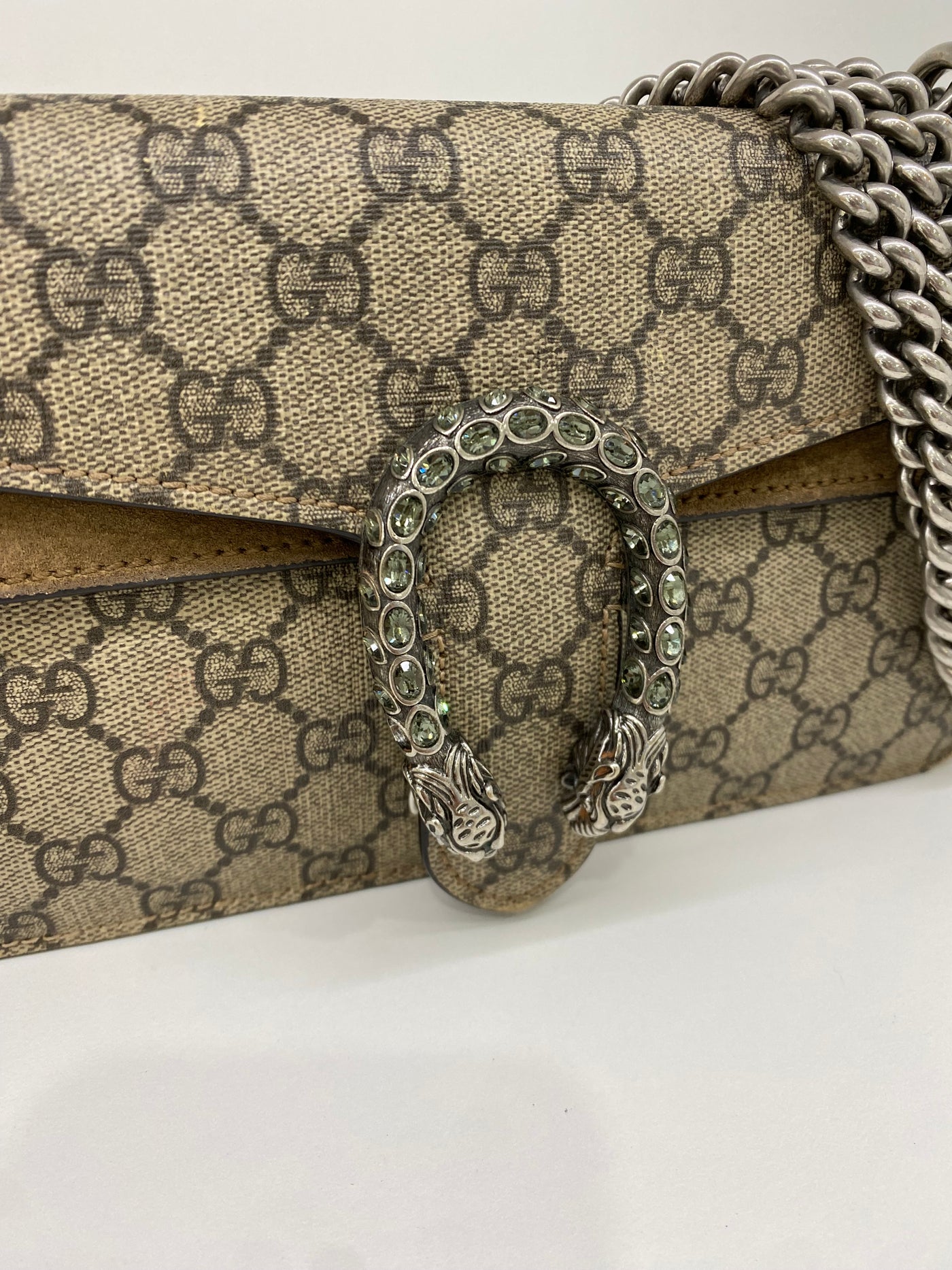 Gucci Dionysus Medium Shoulder Bag
