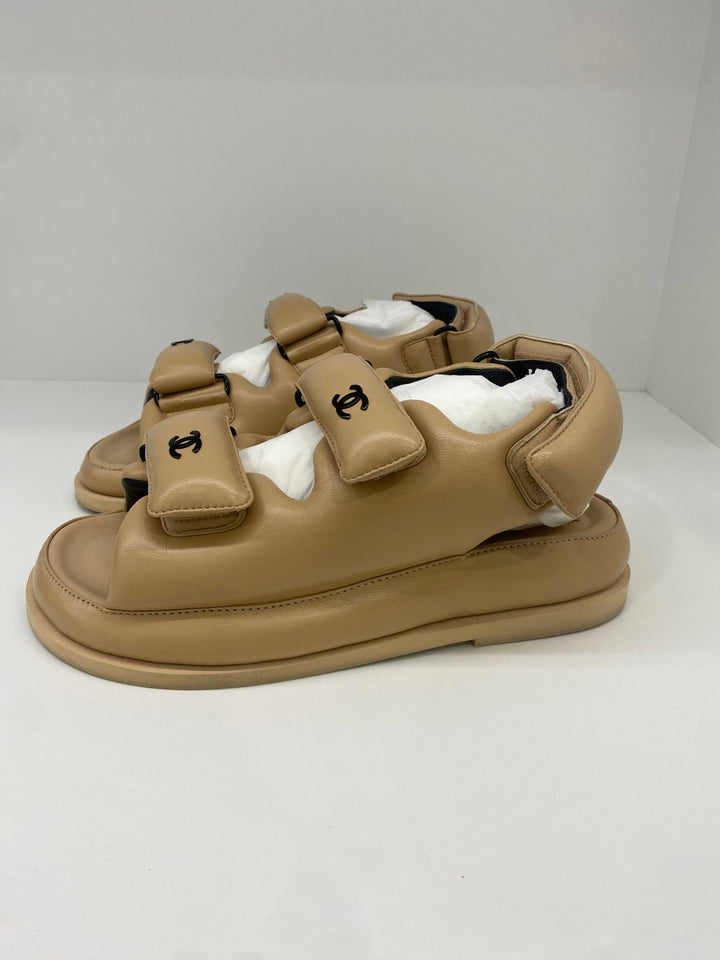 Tan Chanel Velcro Shoes Chaussures Chanel Dad G31848 36 Sandales
