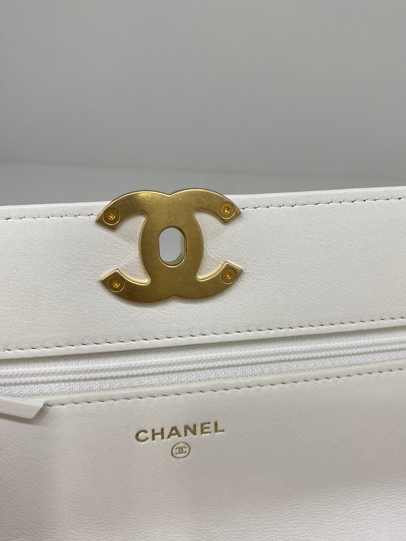 Chanel Coco Handle Extra Mini - White Iridescent