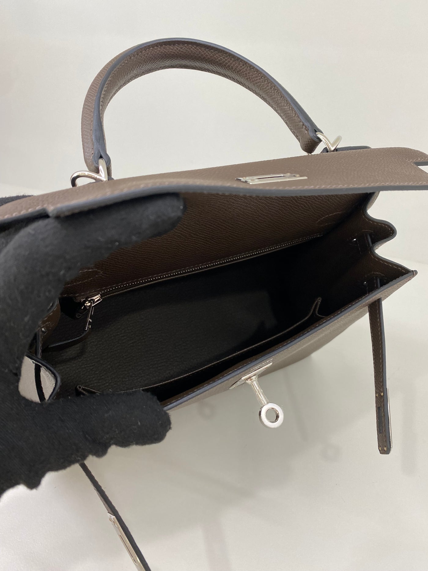 Hermes Kelly 25 Sellier Epsom Ecorce PHW