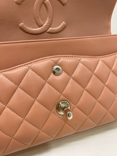 Chanel Classic Flap Salmon Lambskin Medium SHW - Microchipped