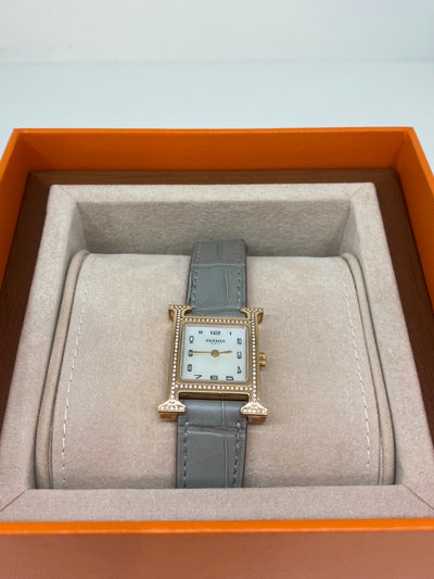 Hermès Watch Grey and Gold