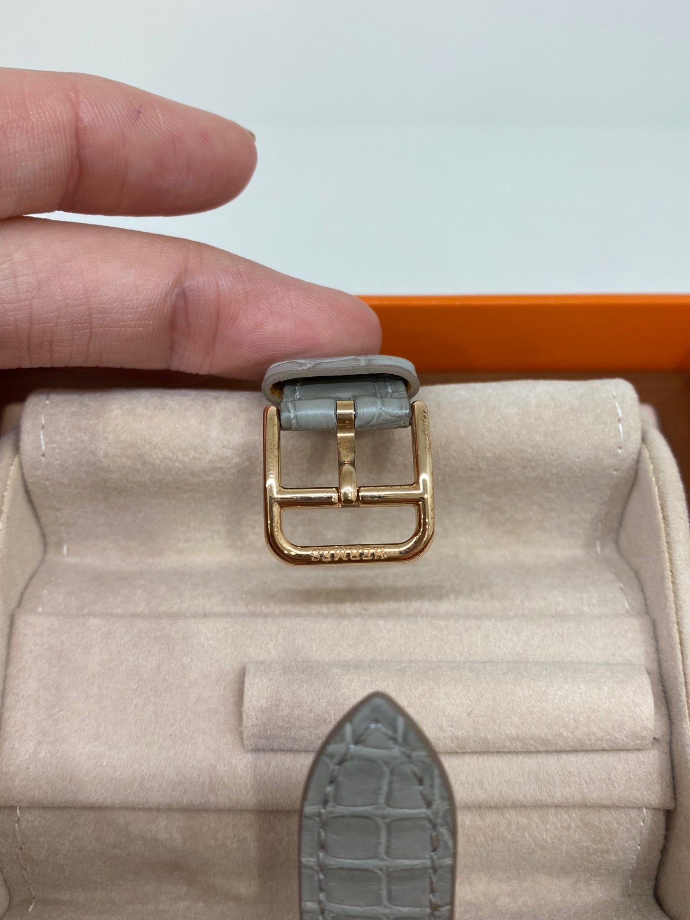 Hermès Watch Grey and Gold