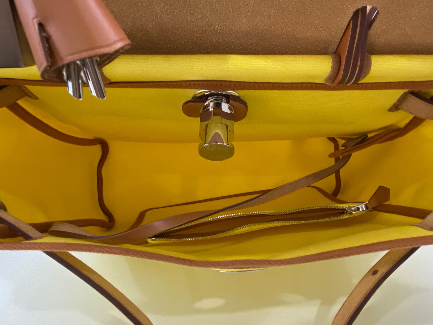 Hermès Handbag Brown