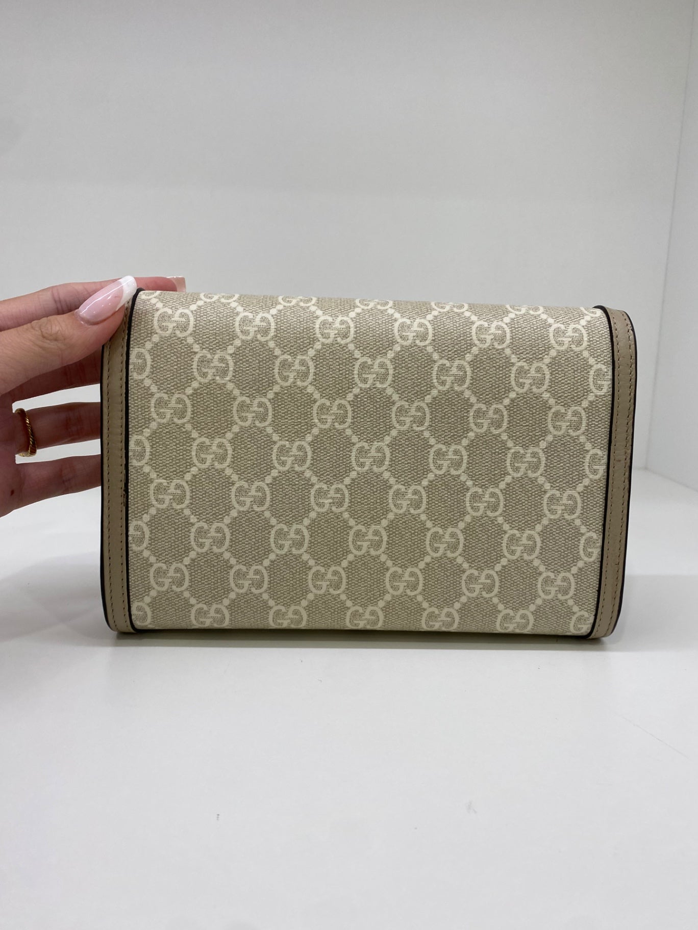 Gucci Clutch Bag Beige