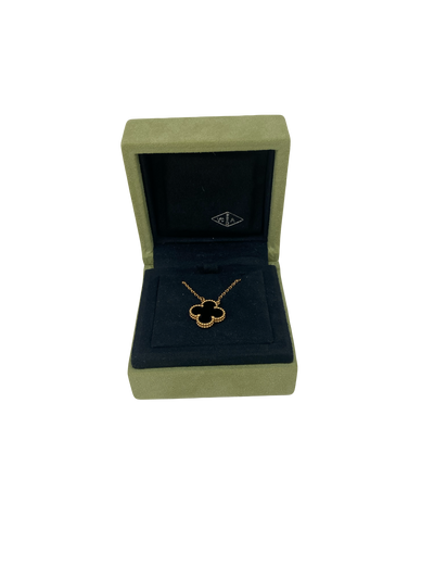 Unknown Necklace Gold