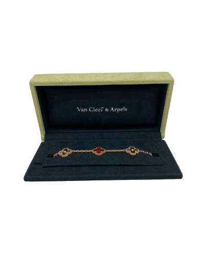 Van Cleef & Arpels Jewelry Set Gold and Red