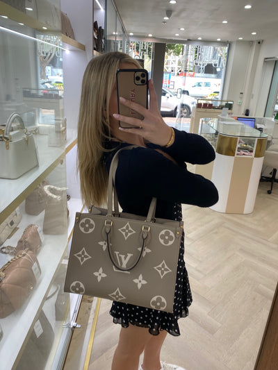 Louis Vuitton Handbag Beige