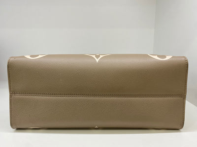 Louis Vuitton Handbag Beige