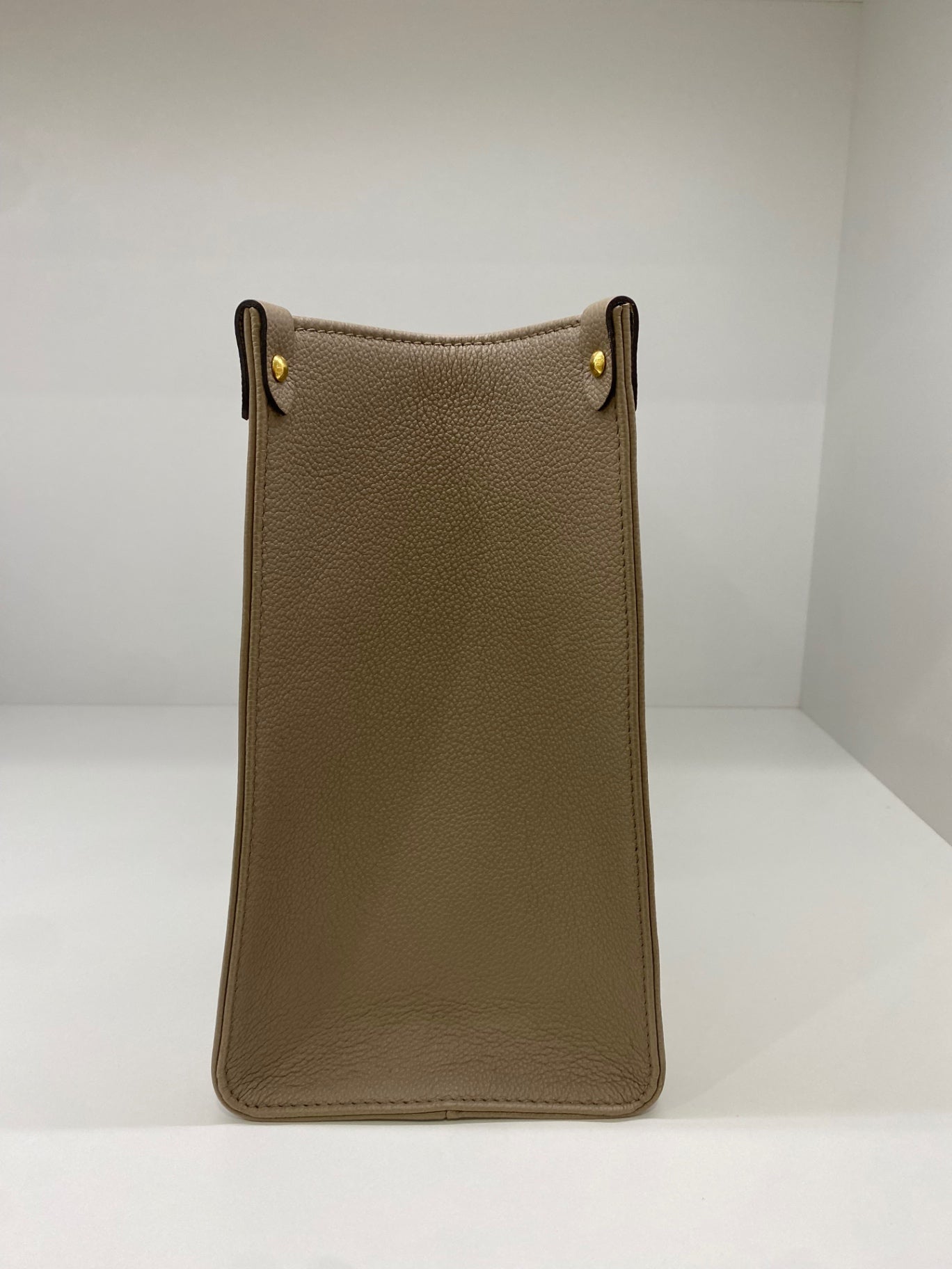 Louis Vuitton Handbag Beige