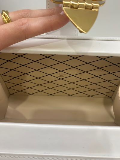 Louis Vuitton Handbag White