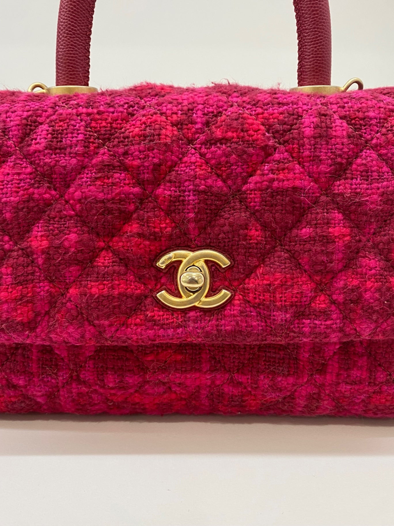 Chanel Handbag Pink