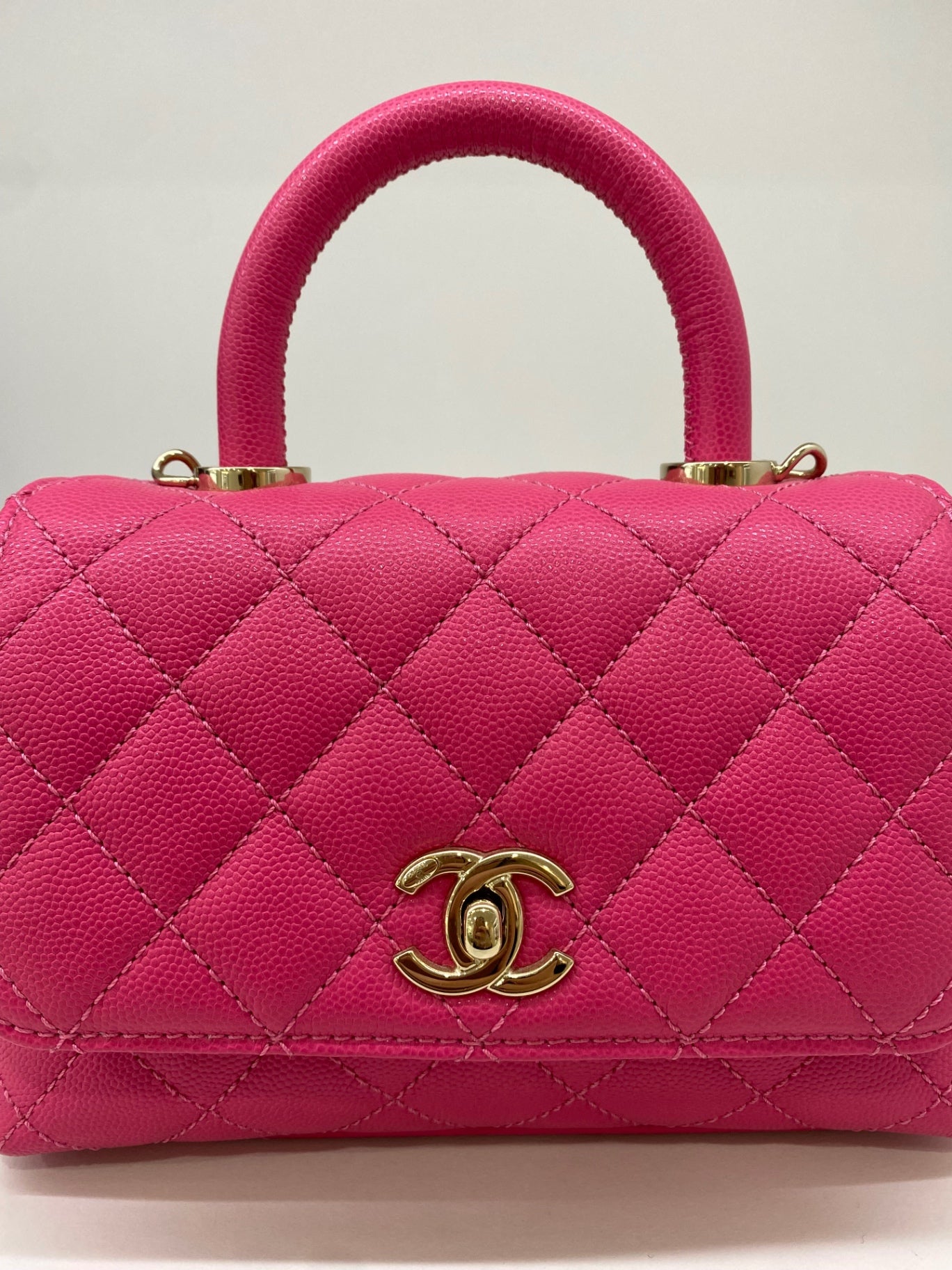 Chanel Handbag Pink