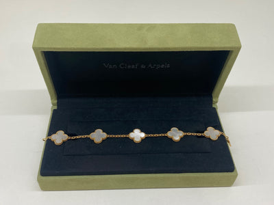Van Cleef & Arpels Jewelry Set White and Gold