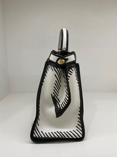Fendi Handbag White and black