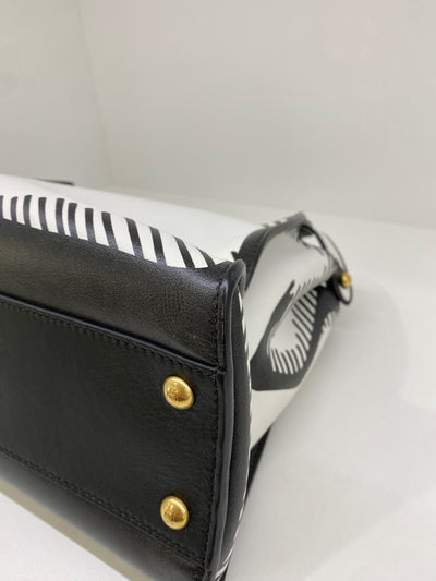 Fendi Handbag White and black