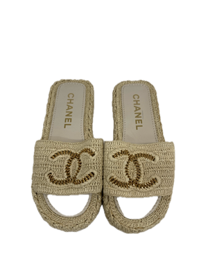 Chanel Beige Raffia Slides size 38