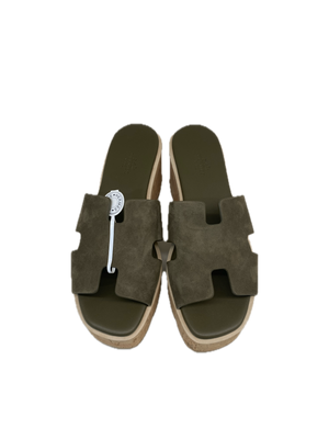 Hermès Eze 30 Sandal Olive Suede size 39