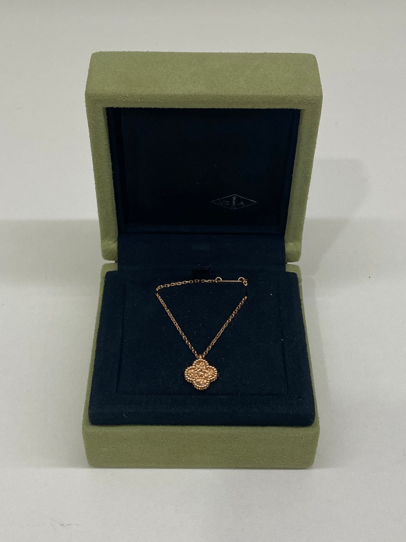 Van Cleef Sweet Alhambra necklace - Rose Gold