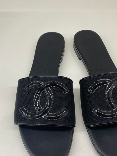 Chanel Black Slides Size 38