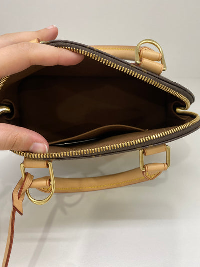 Louis Vuitton Alma BB Monogram GHW