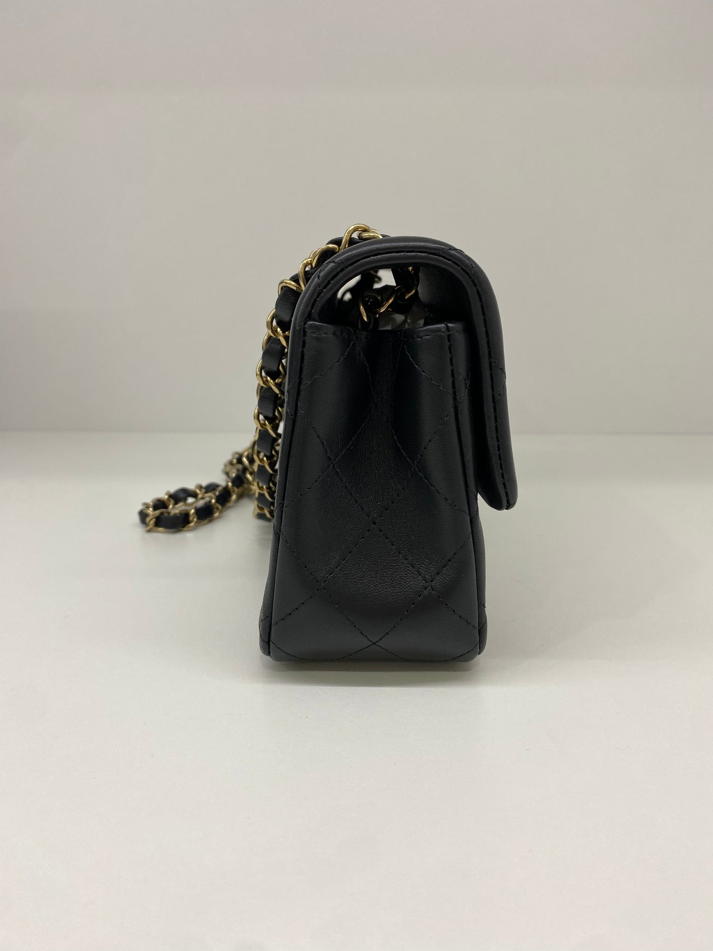 Chanel Mini Classic Bag Lambskin SGHW (microchip)