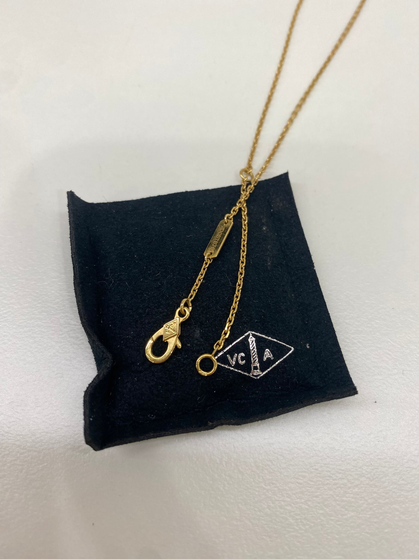 Van Cleef & Arpels Vintage Alhambra Pendant Necklace Gold