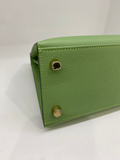 Hermès Kelly 25 Sellier Vert Criquet GHW