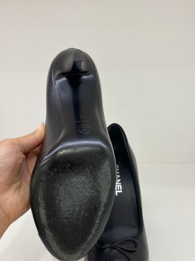 Chanel Black Pumps Size 40