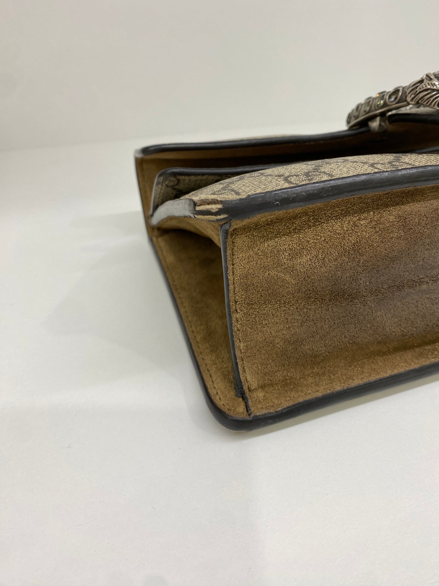 Gucci Dionysus Medium Shoulder Bag