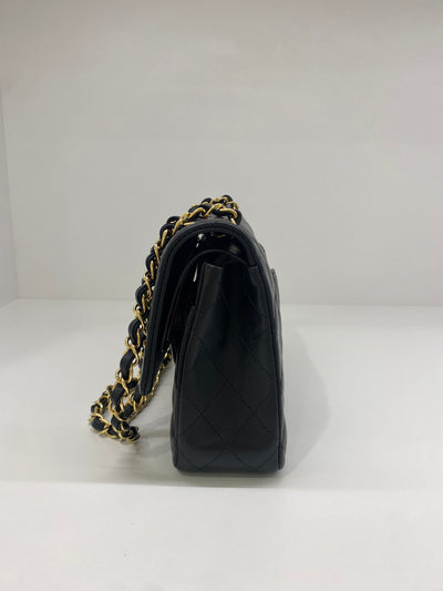 Chanel Classic Flap - Medium Black GHW (microchipped)
