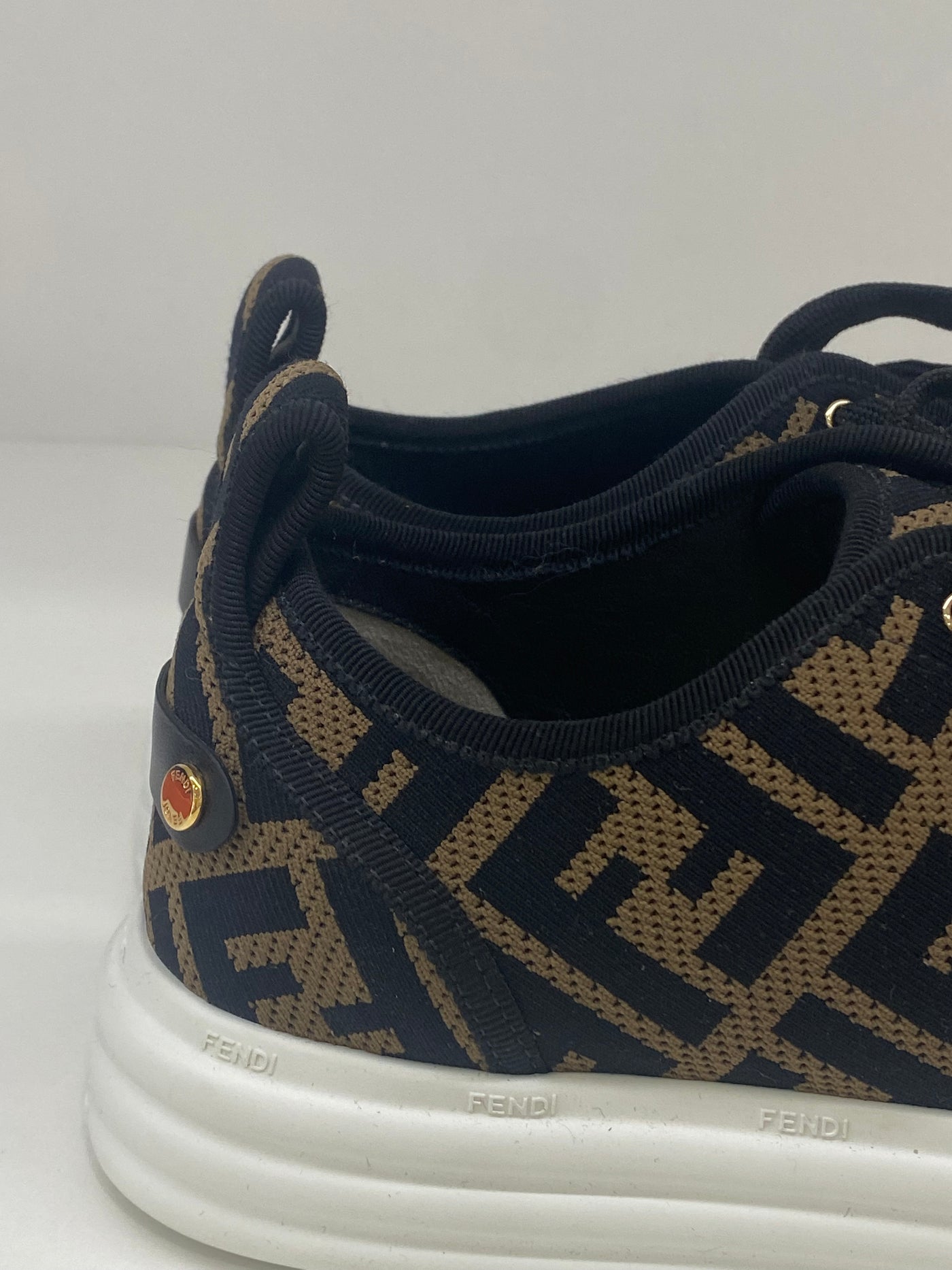 Fendi FF logo sneakers size 37