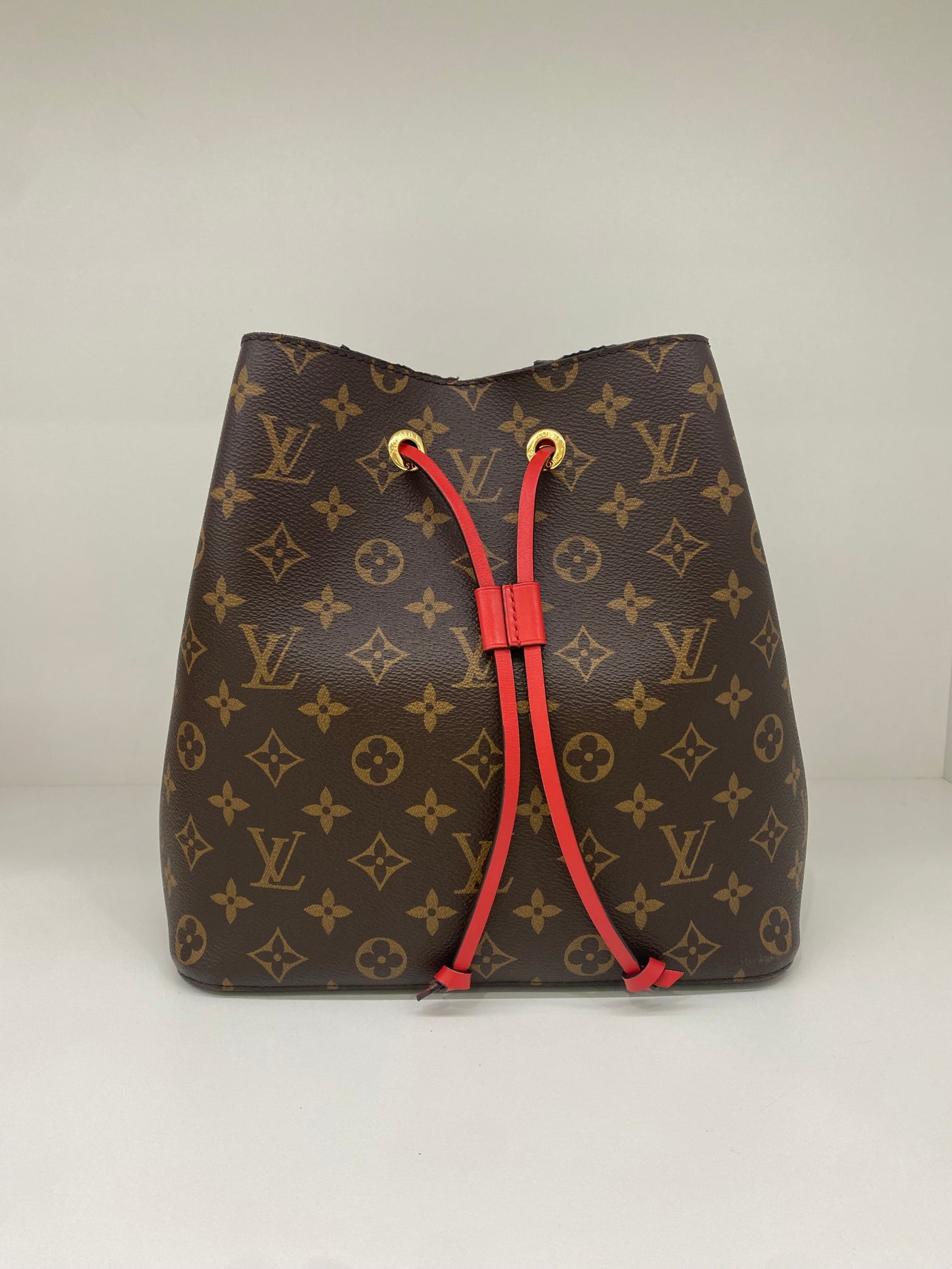 Louis Vuitton NeoNoe MM Red Interior